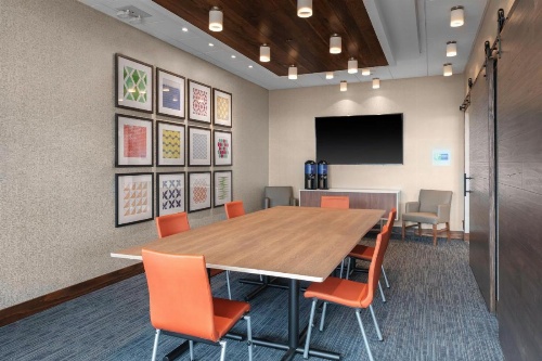 Holiday Inn Express and Suites The Dalles image 41